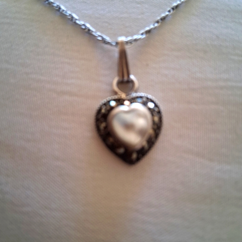 Elegant Silver Heart Pendant Necklace